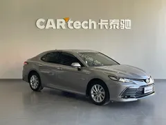 2023 Toyota Camry Hybrid 2.5HGVP Leading — фото 3