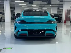 2024 Xiaomi SU7 RWD Long Range Smart Driving, синий — фото 15