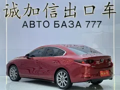 2022 Mazda 3 2.0L AT — фото 6