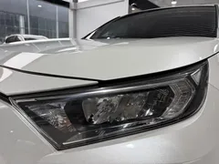 2021 Toyota RAV4 2.0L CVT 2WD Fashion, белый — фото 10