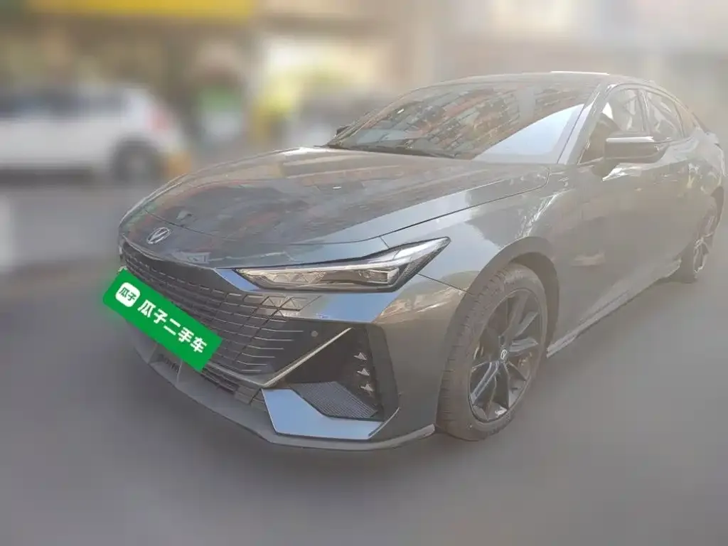 2022 Changan UNI-V 1.5T Premium