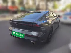 2022 Changan UNI-V 1.5T Premium — фото 4