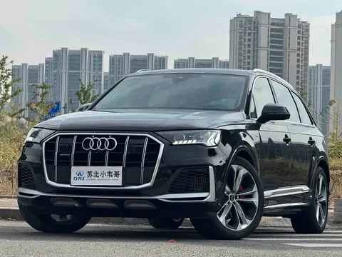 2023 Audi Q7 55 TFSI quattro S Premium