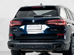 2022 BMW X5 30Li Premium M Sport Package, чёрный — фото 7