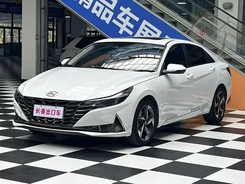2021 Hyundai Elantra 1.5L CVT LUX Premium