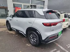 2024 BYD Yuan UP 401km Vitality, белый — фото 5