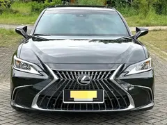 2022 Lexus ES 200 Excellence, чёрный — фото 2