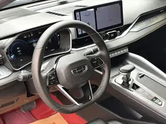 2023 Geely Preface 1.5TD Kunlun, белый — фото 6