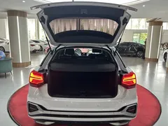 2022 Audi Q2L 35 TFSI Sport, белый — фото 10
