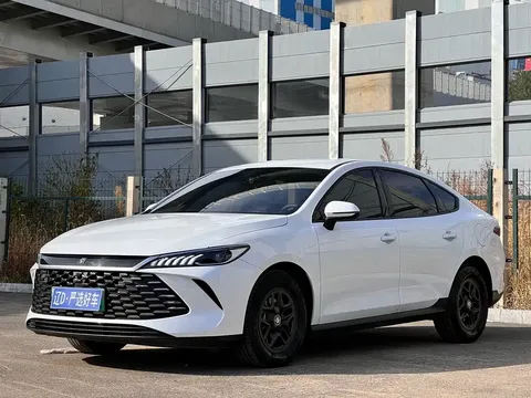 2025 BYD Qin PLUS DM-i PHEV Smart Driving 55km Leading