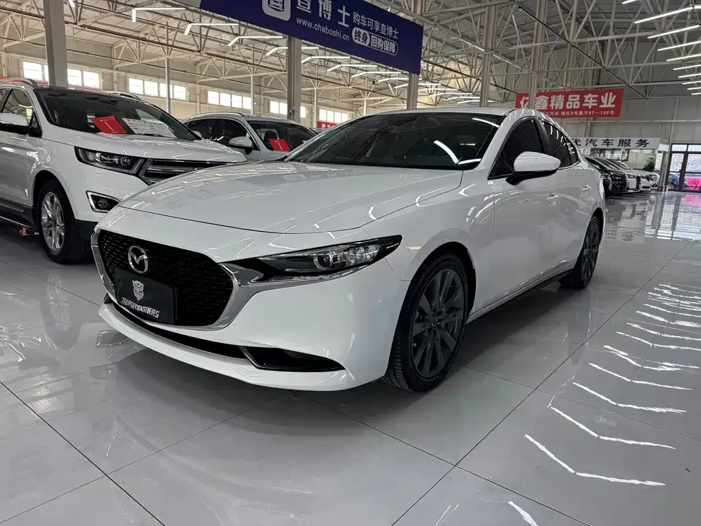 2022 Mazda 3 2.0L AT