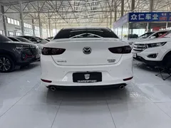 2022 Mazda 3 2.0L AT, белый — фото 4