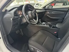 2022 Mazda 3 2.0L AT, белый — фото 7