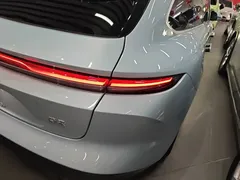 2024 Nio ET5T 75kWh Touring, синий — фото 24