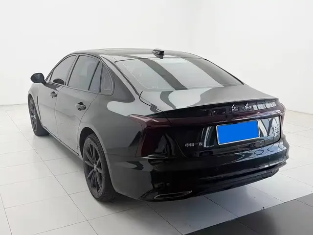 2025 Hongqi H5 1.5T DCT Qiyue