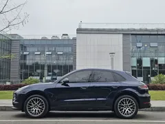 2021 Porsche Macan 2.0T, синий — фото 7