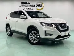 2021 Nissan X-Trail 2.0L CVT 2WD XL Premium Commemorative, белый — фото 3