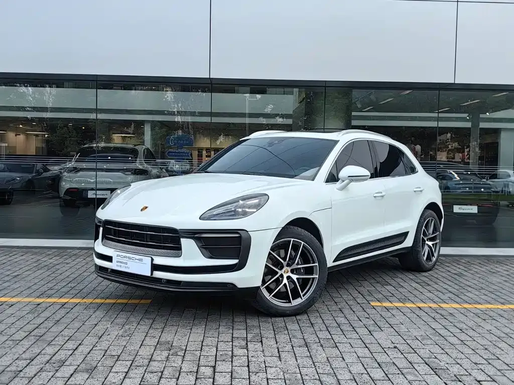 2023 Porsche Macan 2.0T