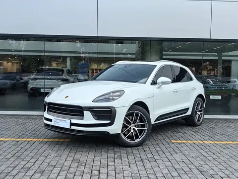 2023 Porsche Macan 2.0T