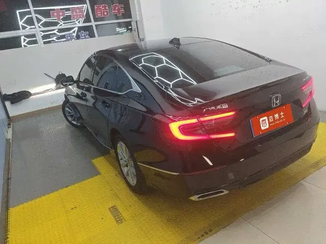 2022 Honda Accord 260TURBO Luxury