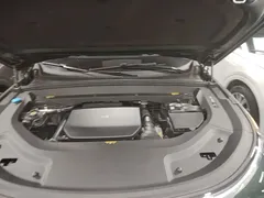 2025 Li Auto L8 Smart Refresh, зелёный — фото 20