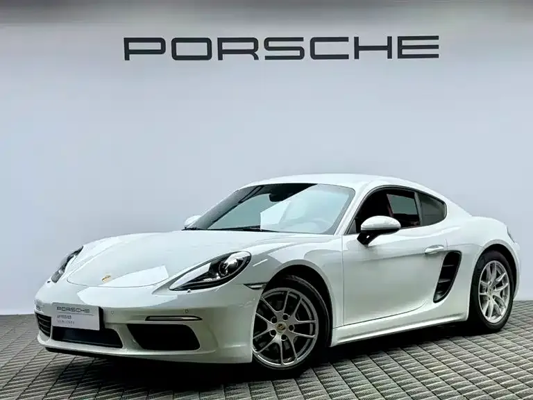 2022 Porsche 718 Cayman 2.0T