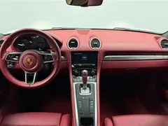 2022 Porsche 718 Cayman 2.0T, белый — фото 11
