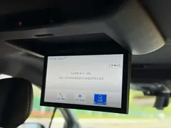 2021 Toyota Sienna 2.5L Hybrid Platinum, белый — фото 9