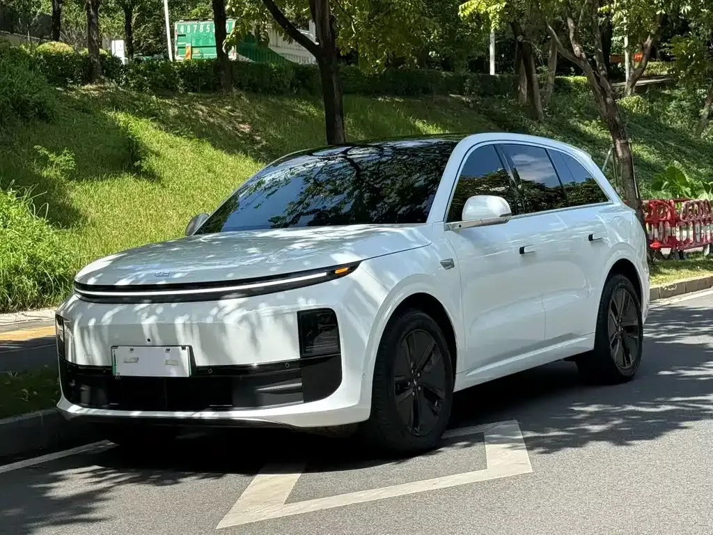 2024 Li Auto L6
