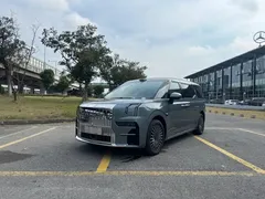 2024 Zeekr 009 6-Seat Executive 4WD 108kWh — фото 1
