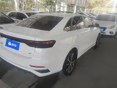 2022 Geely Emgrand 4th Gen 1.5L CVT Flagship, белый — фото 3