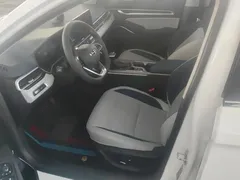 2022 Geely Emgrand 4th Gen 1.5L CVT Flagship, белый — фото 9