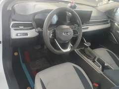 2022 Geely Emgrand 4th Gen 1.5L CVT Flagship, белый — фото 12