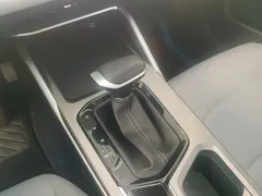 2022 Geely Emgrand 4th Gen 1.5L CVT Flagship, белый — фото 16