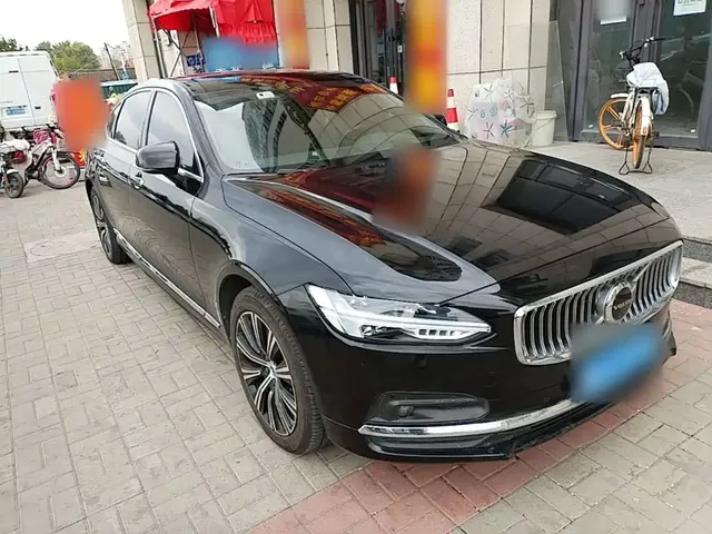 2021 Volvo S90