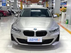 2023 BMW 1 Series 120i M Sport — фото 3