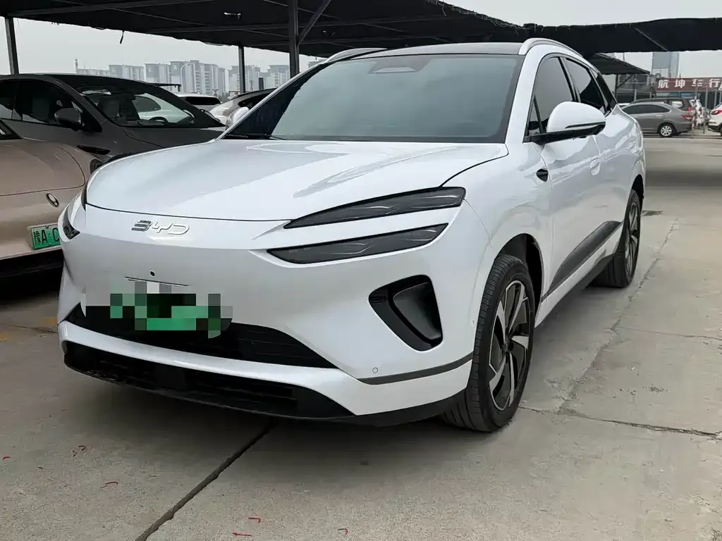 2025 BYD Sealion 06 DM-i PHEV 205 Pro