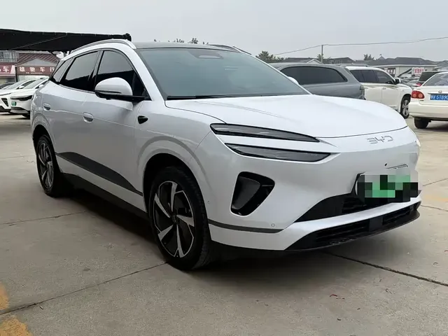 2025 BYD Sealion 06 DM-i PHEV 205 Pro