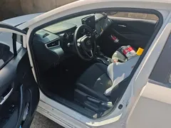 2021 Toyota Corolla TNGA 1.5L CVT Elite, белый — фото 9