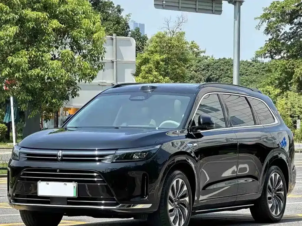 2024 Aito M7 1.5T 4WD Max 6-seat
