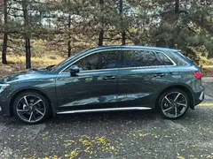 2023 Audi A3 Sportback 35 TFSI Sport, зелёный — фото 8