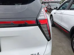 2023 Geely Atlas L 1.5TD DCT Premium, белый — фото 8