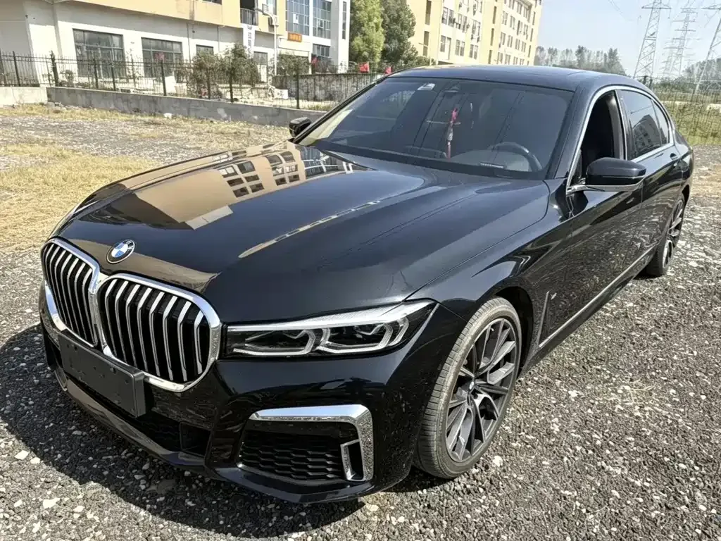 2021 BMW 7 Series 740Li Leading M Sport Package