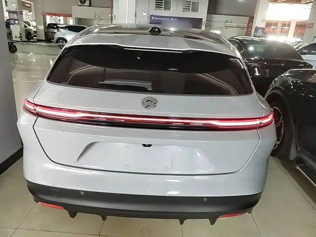 2023 Nio ET5T 75kWh Touring