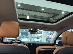 2024 Hongqi HS7 2.0T PHEV 4WD 6, чёрный — фото 18