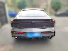 2022 Changan UNI-V 1.5T Premium — фото 3