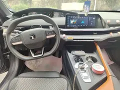 2022 Changan UNI-V 1.5T Premium — фото 5