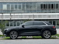 2022 Audi Q8 55 TFSI Luxury Dynamic, чёрный — фото 7