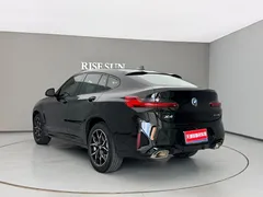 2022 BMW X4 25i M Sport Package, чёрный — фото 17