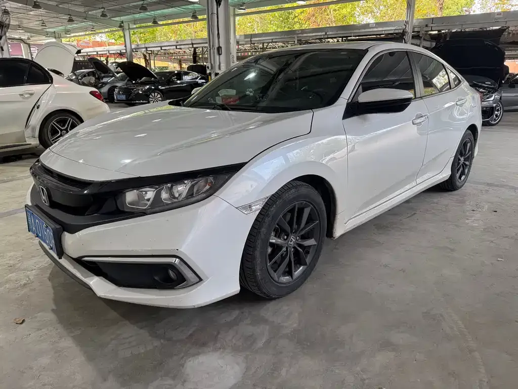 2019 Honda Civic 220TURBO CVT China 5